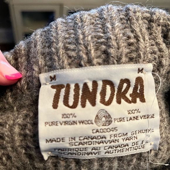 RARE Vintage 80’s Tundra Wool Eagle Knit Sweater - Picture 4 of 4